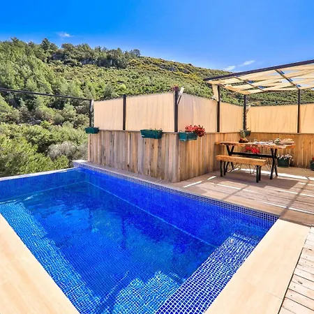 Makbara Ξενοδοχείο 4*